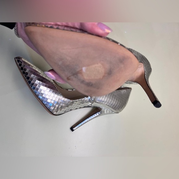 Made in Italy EMMA VIANI Silver Stiletto Heels with Chevron Pattern - Picture 4 of 7